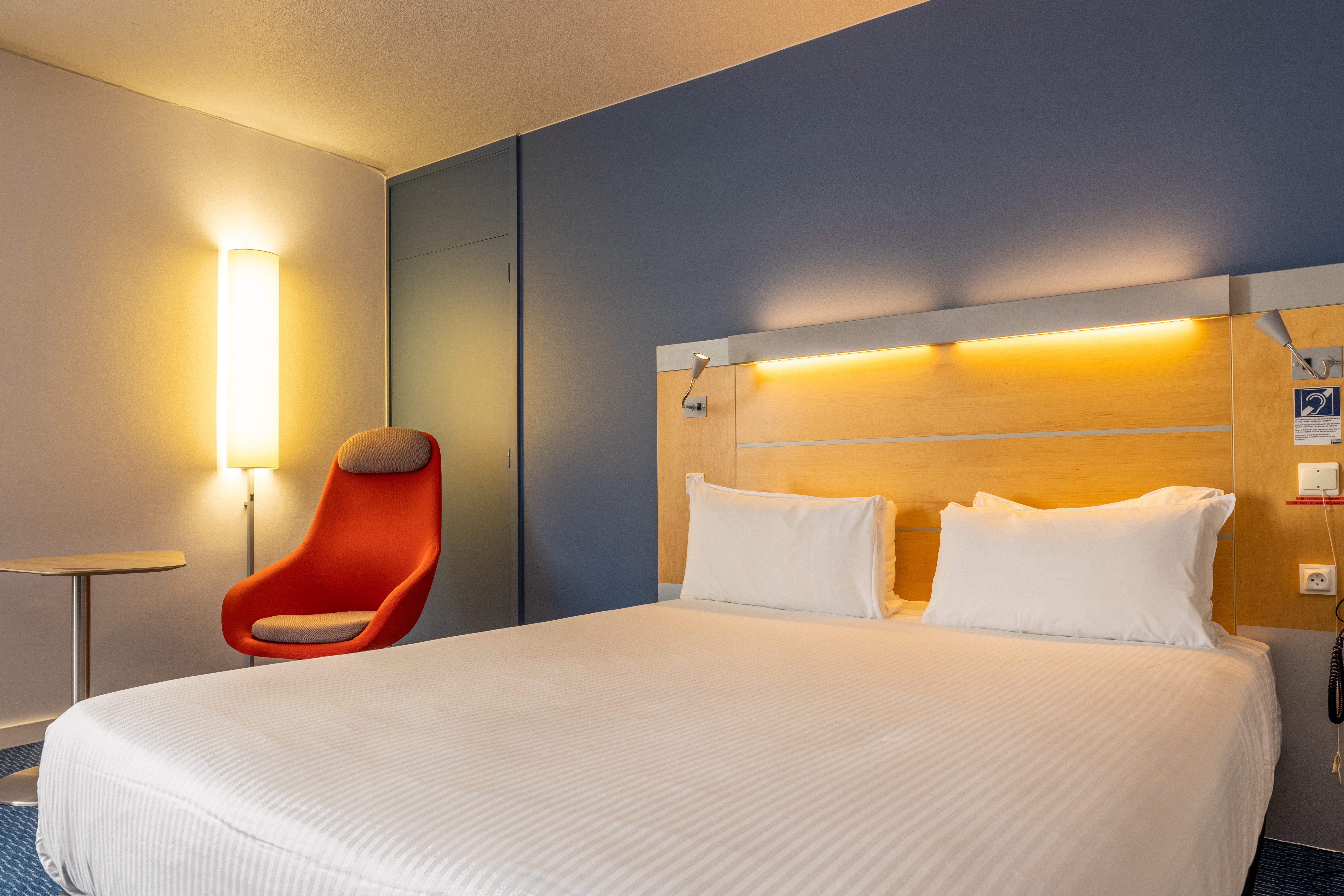 Holiday Inn Express & Suites Ghent By Ihg Ngoại thất bức ảnh