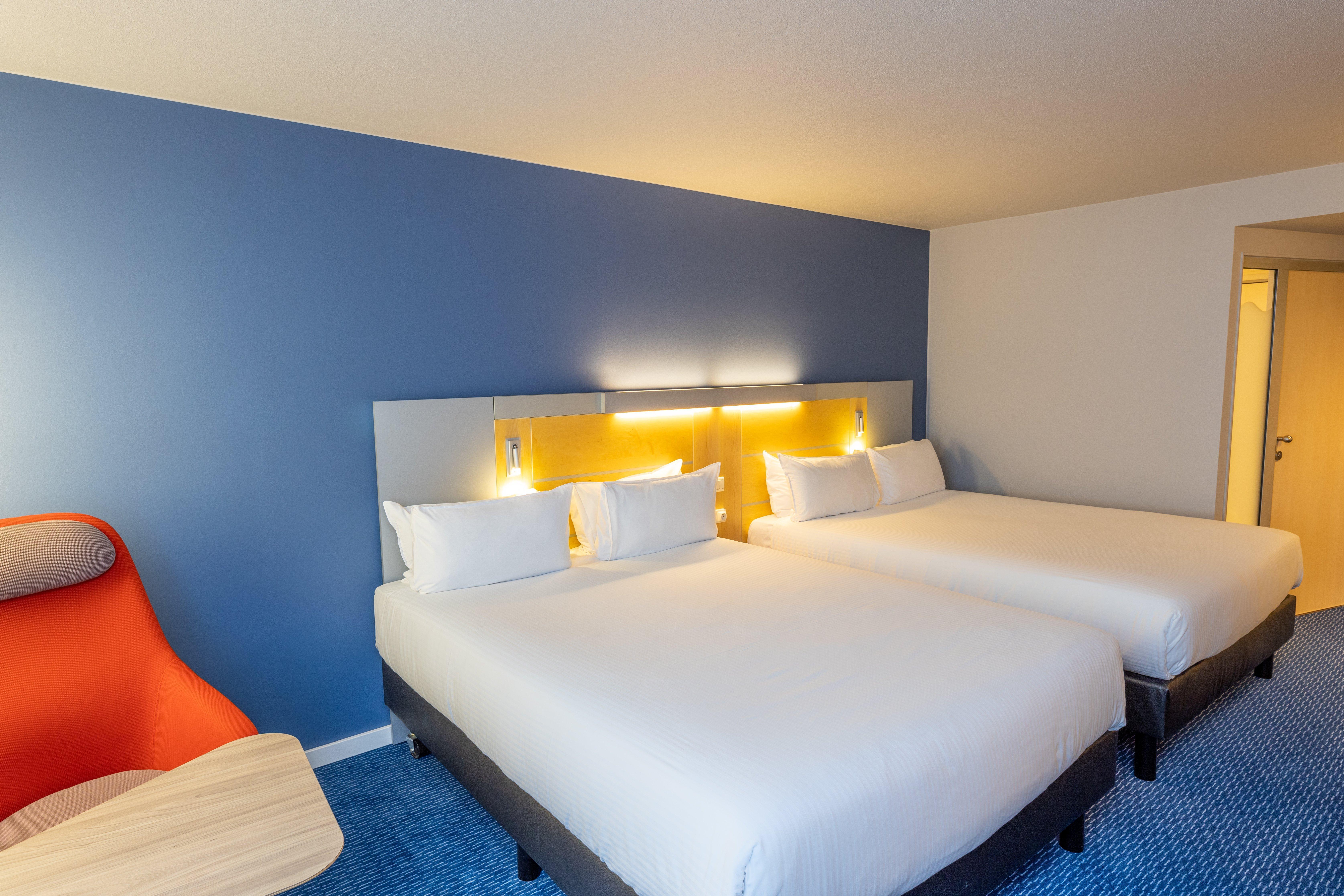 Holiday Inn Express & Suites Ghent By Ihg Ngoại thất bức ảnh