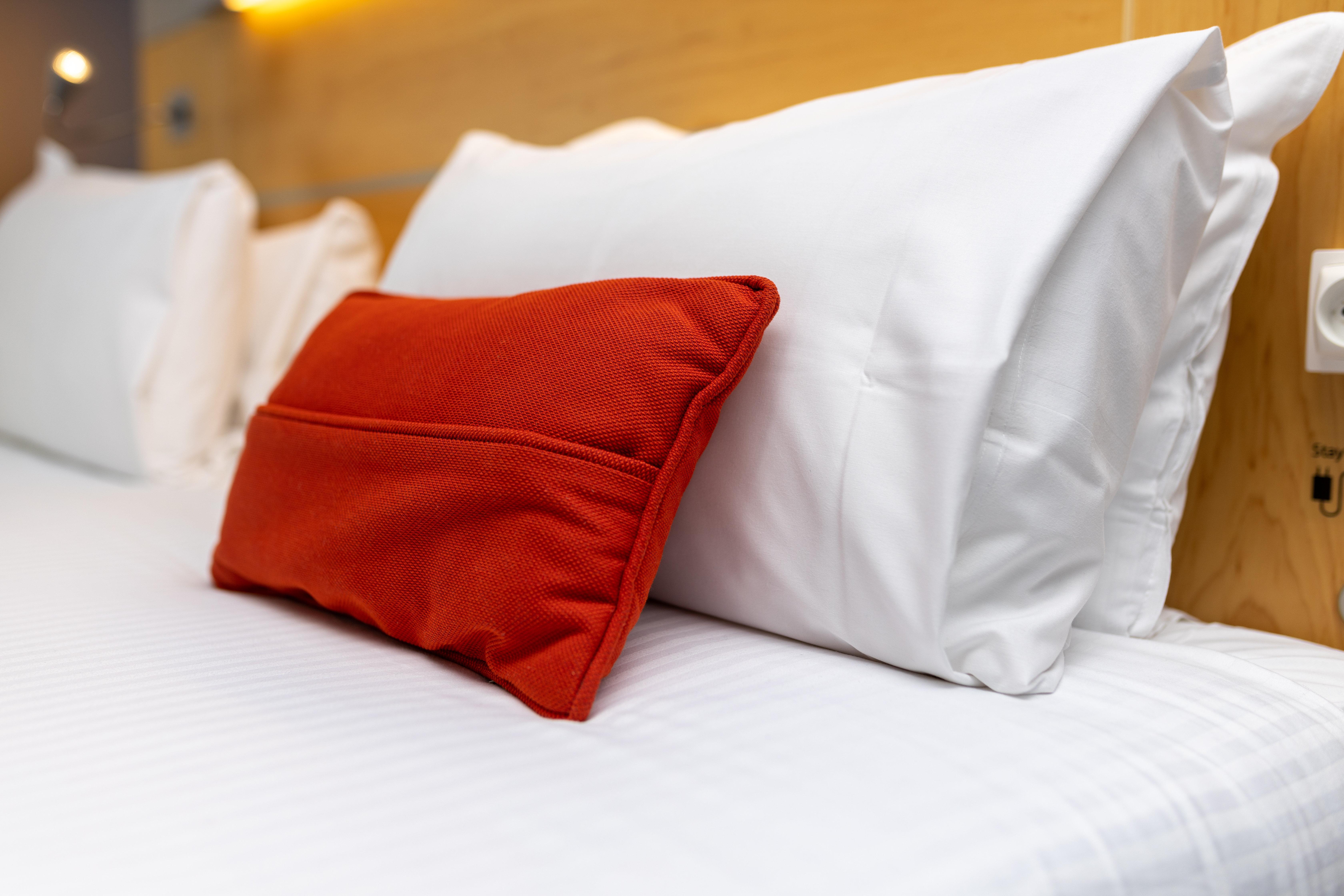 Holiday Inn Express & Suites Ghent By Ihg Ngoại thất bức ảnh