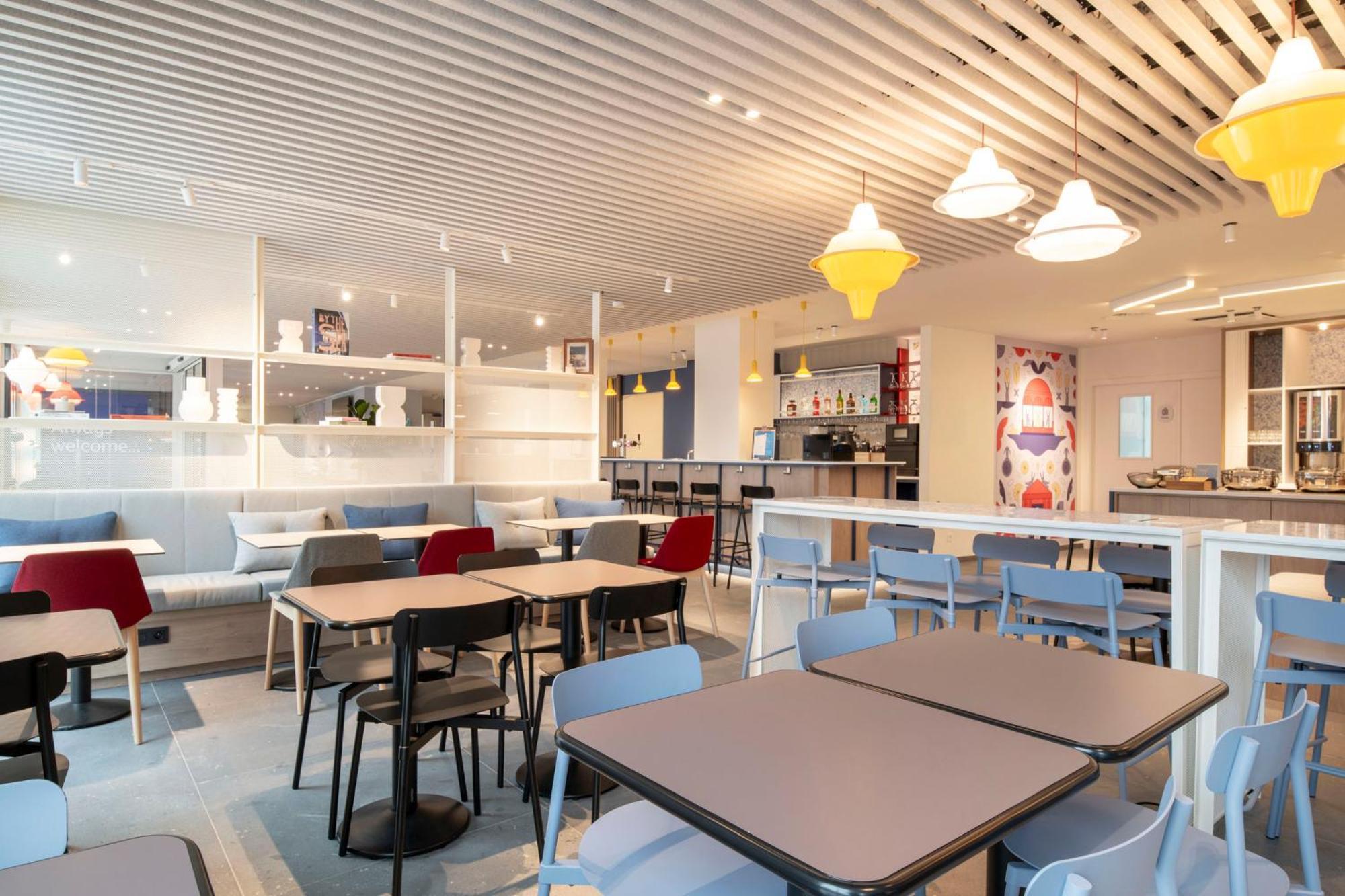 Holiday Inn Express & Suites Ghent By Ihg Ngoại thất bức ảnh