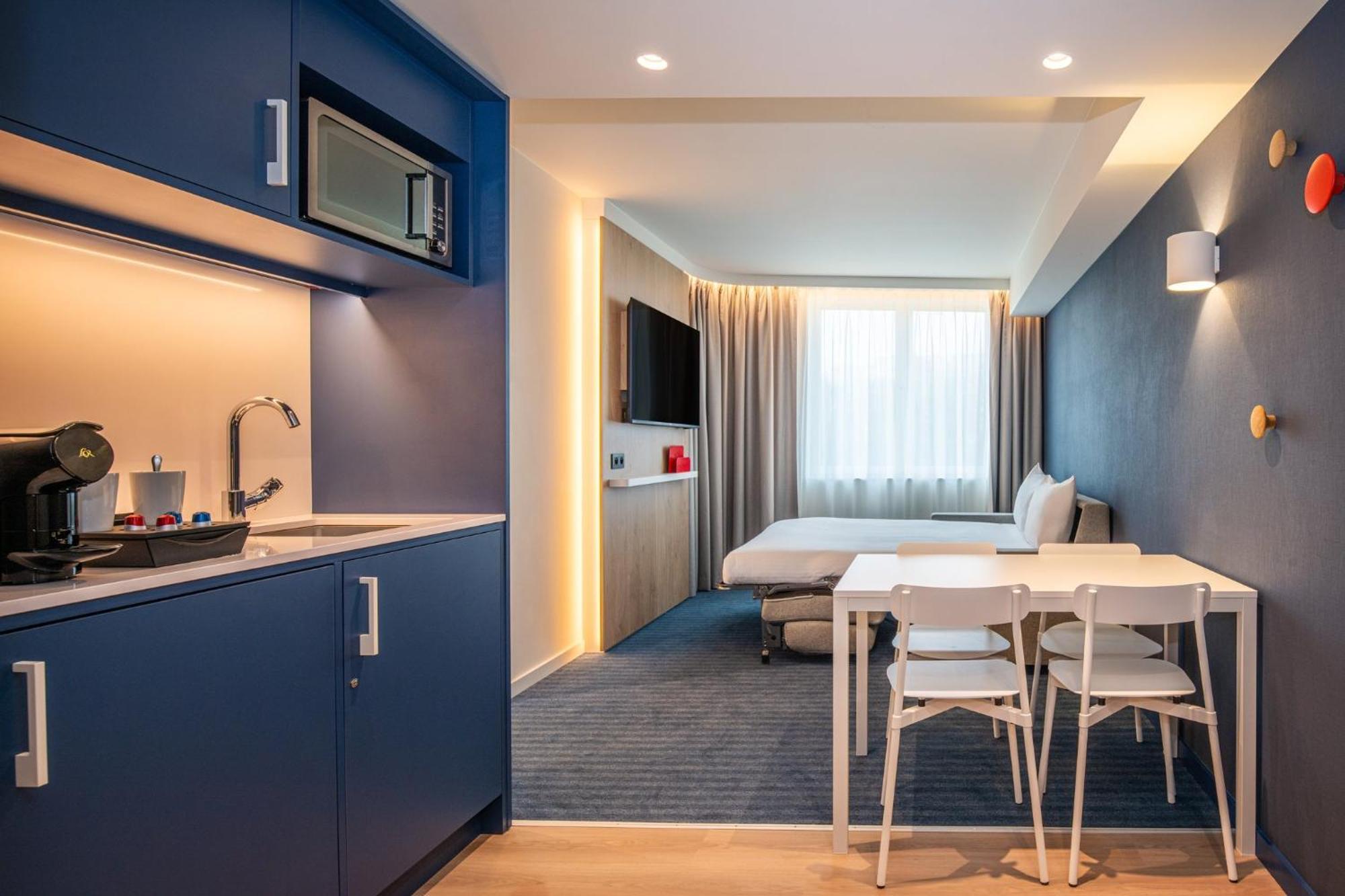 Holiday Inn Express & Suites Ghent By Ihg Ngoại thất bức ảnh