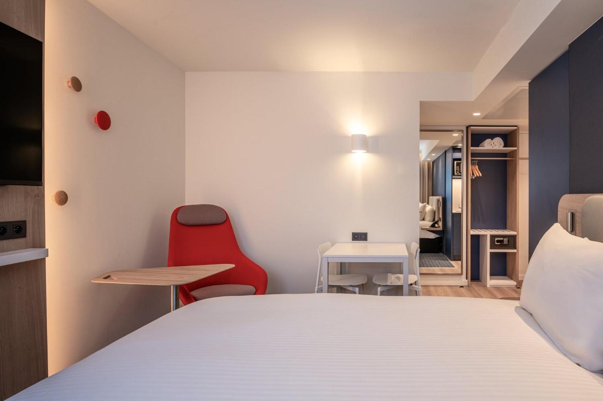 Holiday Inn Express & Suites Ghent By Ihg Ngoại thất bức ảnh