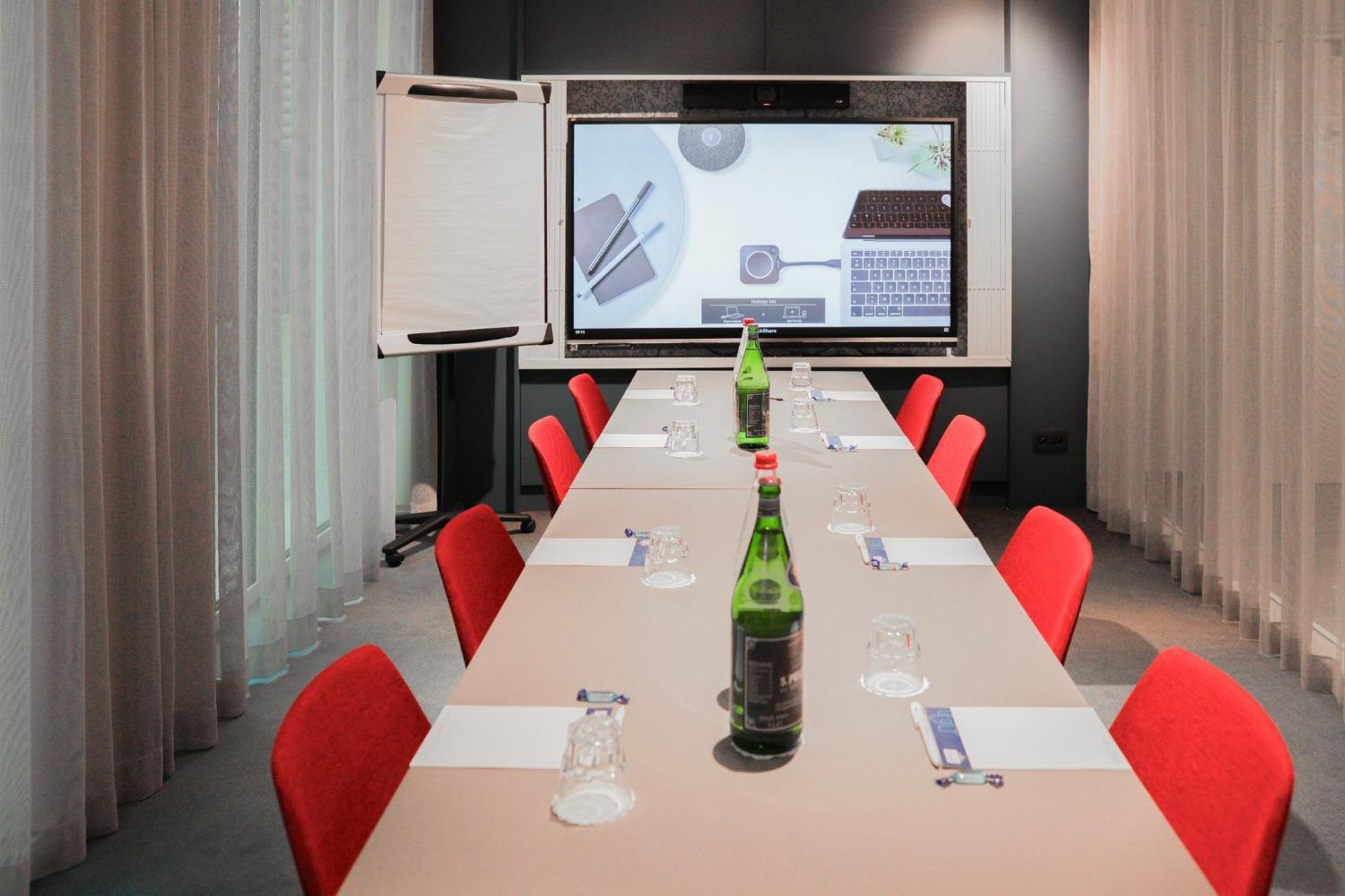 Holiday Inn Express & Suites Ghent By Ihg Ngoại thất bức ảnh